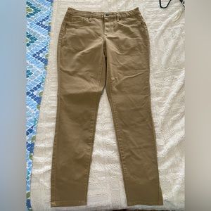 Universal Thread High Rise Jegging 10/30S